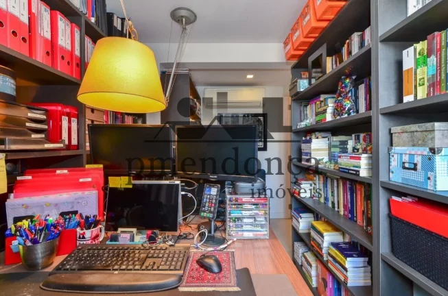 Imagem Apartamento Vila Madalena com 3 suí­tes e 2 vagas, 171 m2