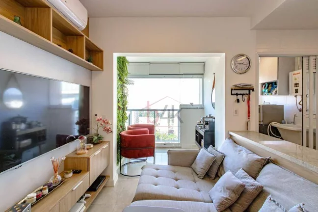 Imagem Apartamento com dois dormitórios e varanda a venda na Chácara Santo Antônio.