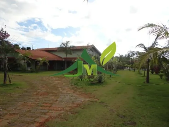 Imagem Lindo sítio à Venda em Piracaia no asfalto