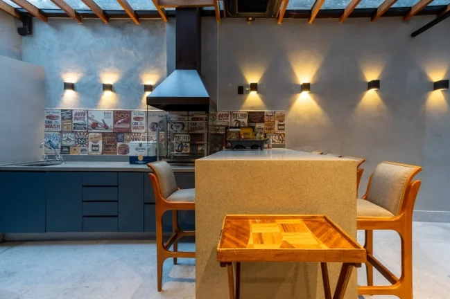 Imagem Casa Sobrado Planalto Paulista - 381M², 3 Dorms, 2 Suítes, 3 Vagas, Piscina, Churrasqueira, Hidromassagem, Espaço Gourmet, Closet, Aquecimento Solar.