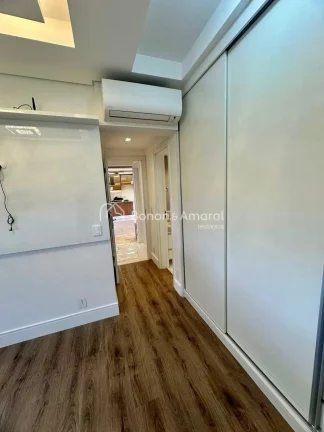Imagem Este apartamento no condomínio Alto da Abolição, localizado no bairro Ponte Preta, oferece 77m² ...