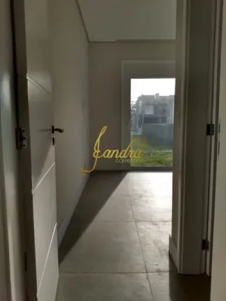 Imagem Casa térrea em condomínio fechado com 04 suites com movéis fixos