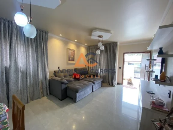 Imagem Imperdível oportunidade de adquirir uma casa em Penha - SC, com 2 quartos, 1 suíte e 127m² de área construída com uma edícula nos fundos a venda pela Adriano Carpes Imóveis