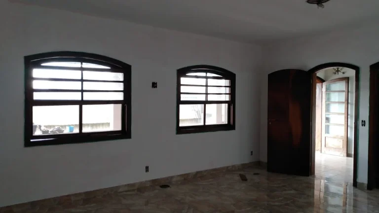 Imagem Casa/Salão, venda e compra, Santa Terezinha, Várzea Paulista