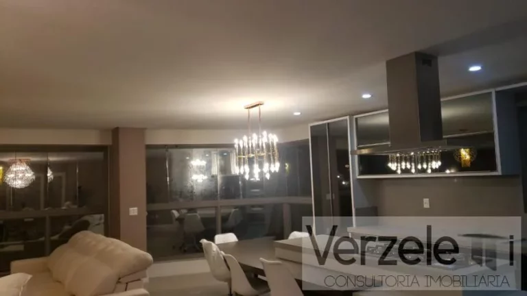 Imagem Apartamento para Temporada em Balneário Camboriú / SC no bairro Centro