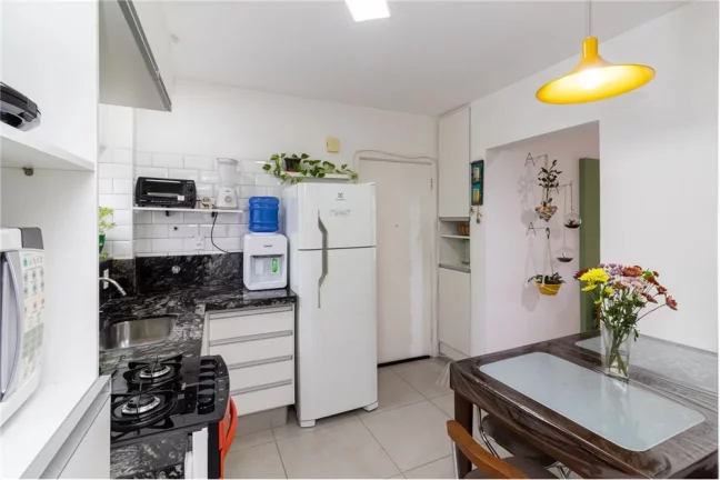 Imagem apartamento na avenida pompéia 2por andar