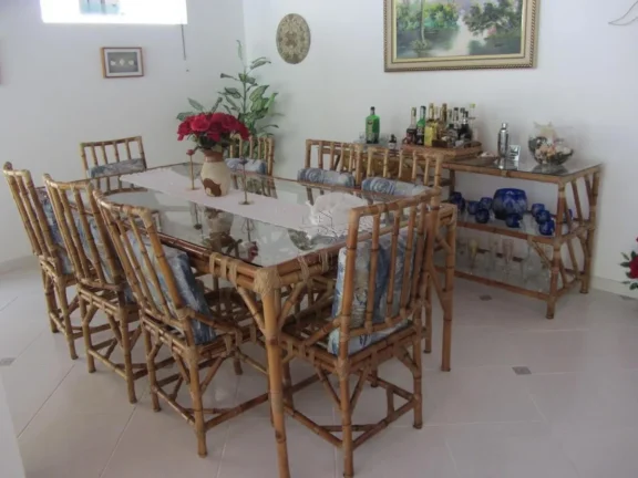 Imagem Casa em condomínio a venda na praia do Lazaro em Ubatuba!