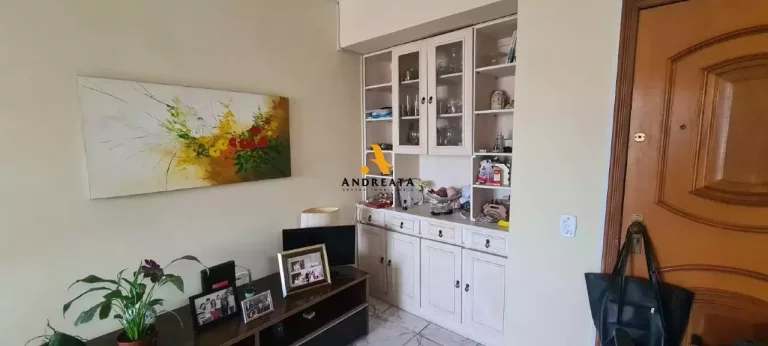 Imagem Meier - Rua Padre Ildelfonso Penalba - Vendo apto de 2 quartos + dependências com 2 vagas - Valor R$450.000,00