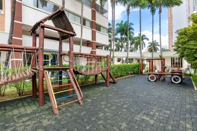 Apartamento à venda em São Paulo, Vila Andrade, com 3 quartos, 260m2