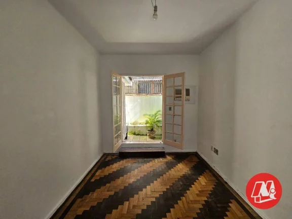 Imagem Apartamento com 2 dormitórios à venda, 85 m² por R$ 330.000,00 - Bom Fim - Porto Alegre/RS