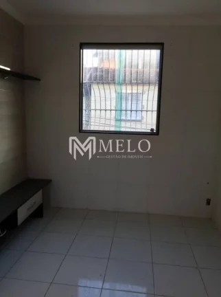 Imagem Casa com 2qts, suíte, 2 vagas com 110m2 Tamarineira...