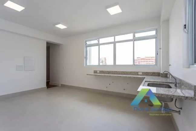 Imagem JARDIM PAULISTA Apartamento alto Padrão 382 metros, 4 suítes, 2 vagas ao lado da estação do metro Brigadeiro !!!!