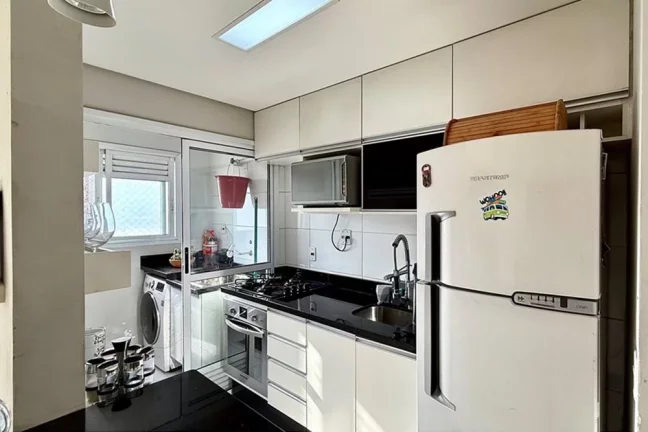 Imagem Apartamento à Venda com 46m², Varanda, Móveis Planejados, Conforto e Lazer à Porta de Casa