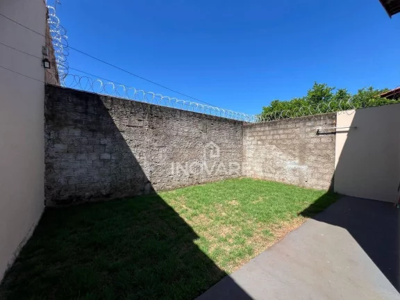 Imagem Casa com 3 dormitórios à venda, 82 m² por R$ 400.000 - Jardim Bandeirantes - Itumbiara/GO