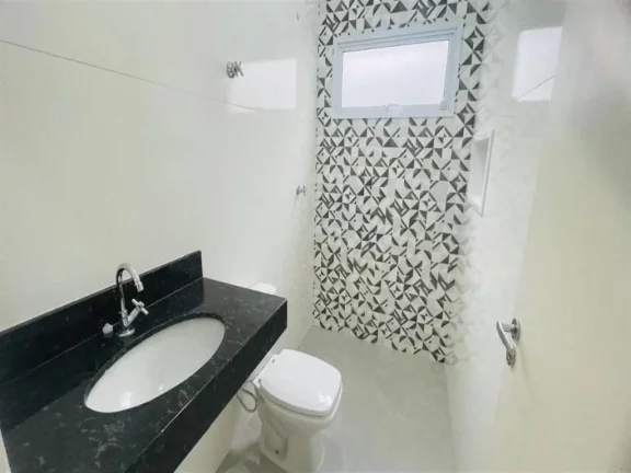 Imagem Casa com 2 dormitórios à venda, 50 m² por R$ 460.000 - Jardim Real - Praia Grande/SP