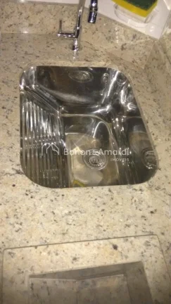 Imagem Kitnet pensada para um futuro profissional! Tá cansado de perder horas no trânsito ou de ter que m...