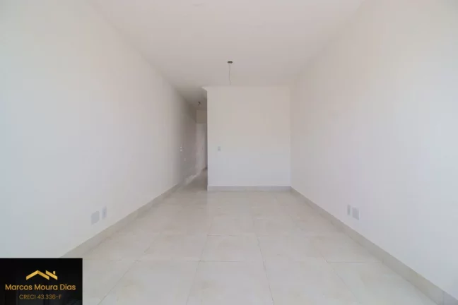 Imagem Sobrado à venda no Rio Pequeno, Novo com 2 Suítes e 2 Vagas de Garagem