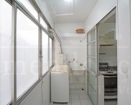 Imagem Apartamento à venda na Rua Cristiano Viana com 3 quartos e 1 vaga, 110m2