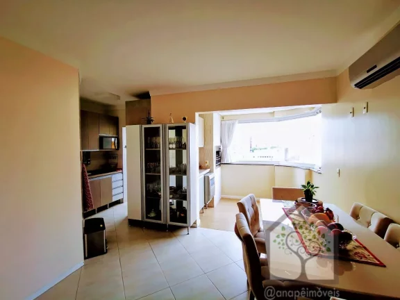Imagem Apartamento 3 Dormitórios e 2 vagas no Centro