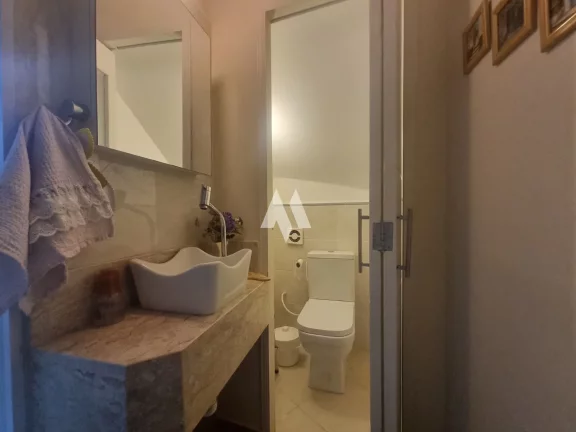 Imagem Casa á venda com 3 dormitórios e 2 suítes - Aparecida em Santos