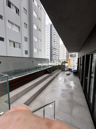 Imagem Apartamento Alto Padrão á venda com 3 suítes, 2 vagas andar alto com vista mar em Balneário Camboriú
