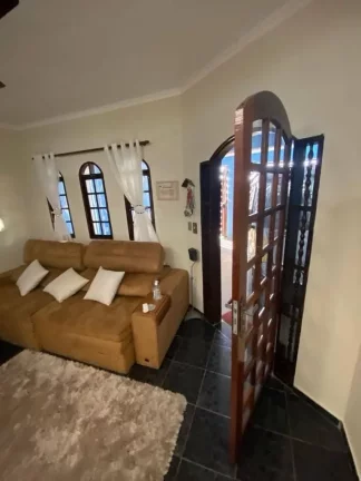 Imagem Sobrado com 3 dormitórios à venda, 207 m² por R$ 585.000,00 - Jardim do Castelo - Ferraz de Vasconcelos/SP