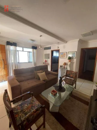 Imagem Casas à venda, 260 m² por R$ 1.700.000 - Jardim Vinte e Cinco de Agosto - Duque de Caxias/RJ