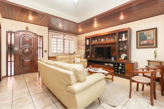 Casa com 4 Quartos à Venda, 213 m² em Vila Monumento - São Paulo