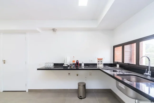 Imagem Apartamento 283M², 5Q, 4 Suítes, 4 Banheiros, 5 Vagas, Varanda Gourmet, Lavabo, Academia, Piscina, Churrasqueira, Quadra, Lareira.