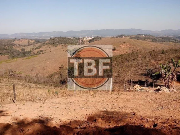 Imagem Terreno de frente para a Dutra em Santa Isabel