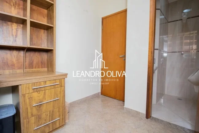 Imagem Sobrado à Venda – Mirandópolis • 179 m² • 3 dormitórios • 2 vagas