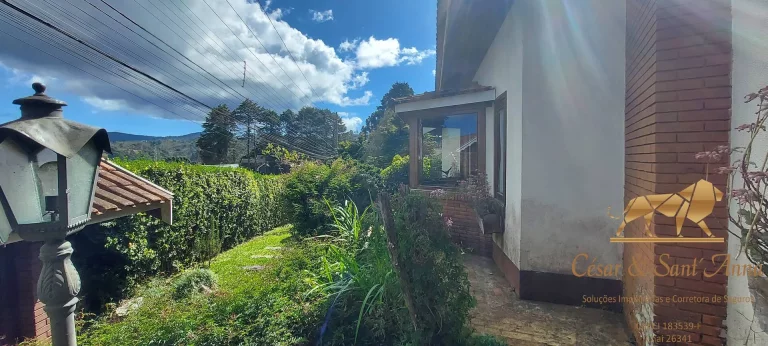 Imagem Casa com 730m², a venda, no Bairro Alto do Capivari em Campos do Jordão-SP