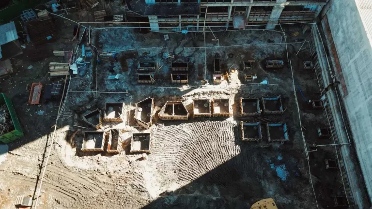 Imagem Apartamento na planta com 4 dormitórios sendo 2 suítes e 2 vagas no bairro Meia Praia em Itapema
