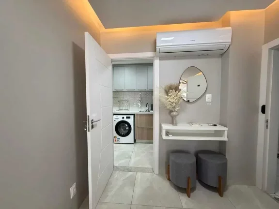 Imagem Apartamento reformado de 3 dormitórios sendo 2 suítes e 1 vaga - Balneário Camboriú/SC
