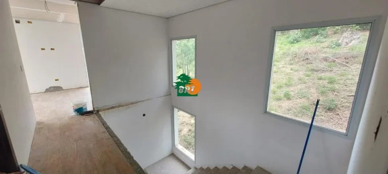 Imagem Chácara para Venda em São Roque, Planalto Verde, 3 dormitórios, 1 suíte, 4 banheiros, 1 vaga