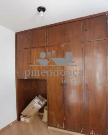 Imagem Apartamento com living para 02 ambientes com piso laminado, 02 dormitórios, banheiro, dependência ...