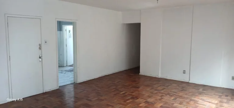 Imagem Apartamento com 3 dormitórios e vaga de garagem na Bela Vista