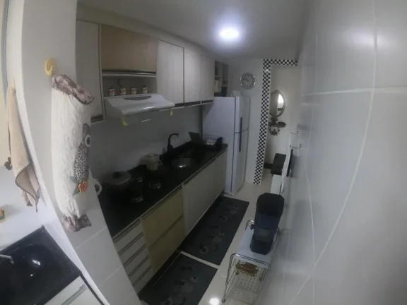 Imagem Adriano Carpes vende apartamento, com 02 quartos, sendo 01 suíte, mobiliado em excelente localização na praia de Gravatá na cidade Navegantes, Santa Catarina próximo ao parque Beto Carrero.