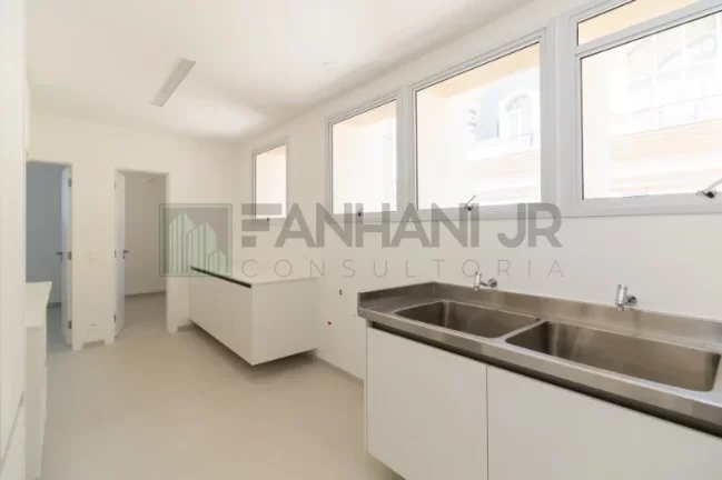 Imagem VENHA DESFRUTAR DO MELHOR QUE O JARDIM EUROPA TEM A OFERECER! Imagine-se morando em um apartamento incrível, com uma vista simplesmente maravilhosa.