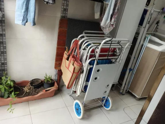 Imagem Sobrado em condominio fechado com piscina 100 metros da praia!