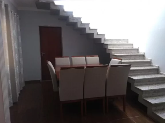 Imagem Lindíssimo sobrado com 3 suítes e acabamento de padrão – Conforto e sofisticação em cada detalhe!