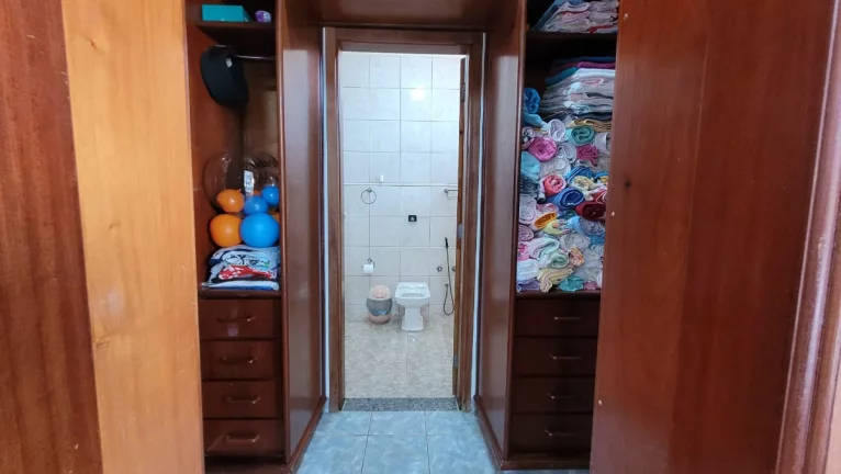Imagem Casa de vila para venda em Jardim Paineiras com 3 quartos, sendo 1 suíte, 283m2