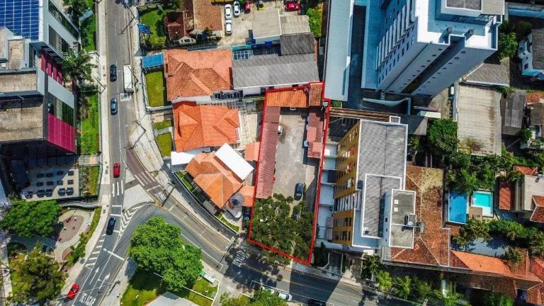 Imagem Terreno Centro Cívico