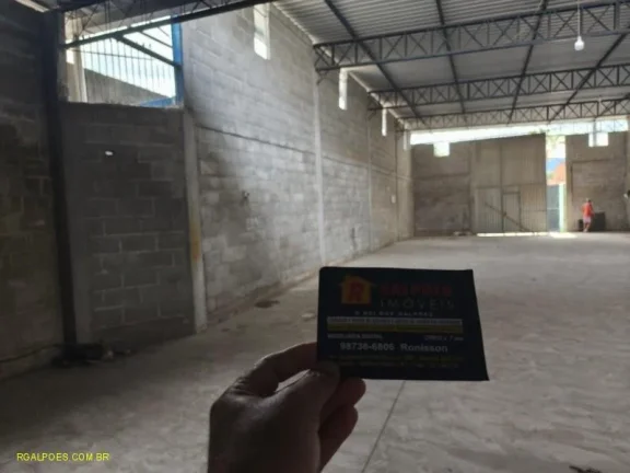 Imagem Galpão para Locação em DUQUE DE CAXIAS, Jardim Anhanga, 2 banheiros