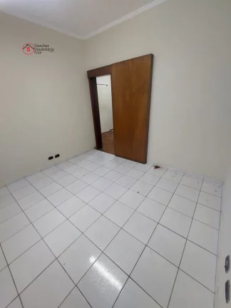 Imagem CASA ASSOBRADADA COMERCIAL OU RESIDENCIAL PARA ALUGAR A 400 METROS DO METRÔ VILA PRUDENTE, COM EDÍCULA. 4 DORMITÓRIOS E 4 VAGAS DE GARAGEM.