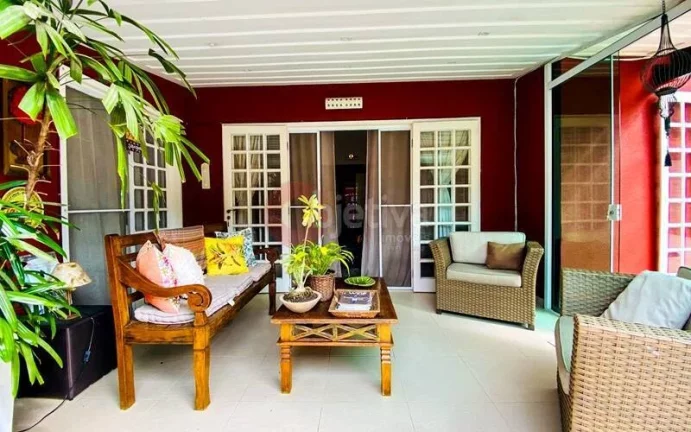 Imagem Casa a venda de 4 qtos Cond. Marina Palmer - Praia do Siqueira - Cabo Frio