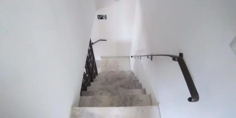 Imagem Sobrado com 4 dormitórios à venda, 212 m² por R$ 1.100.000,00 - Centro - Suzano/SP