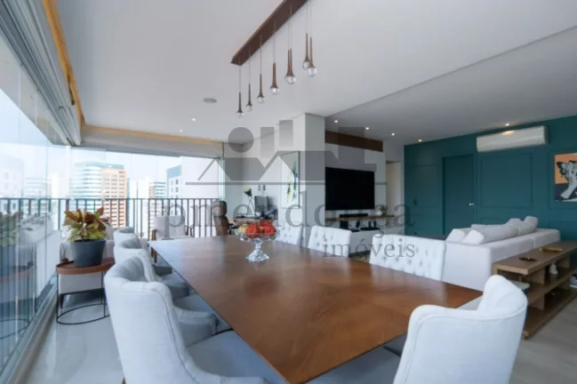 Imagem Pinheiros apto reformado, 2 suites, 2 vagas, varanda gourmet