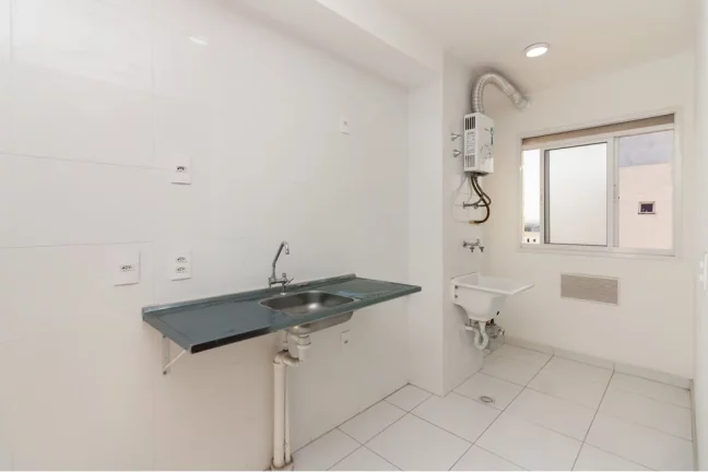 Imagem Apartamento, andar alto, sacada e vaga.