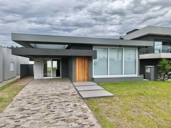 Imagem Casa em Condominio 4 Dormitórios - Bairro Capão Novo